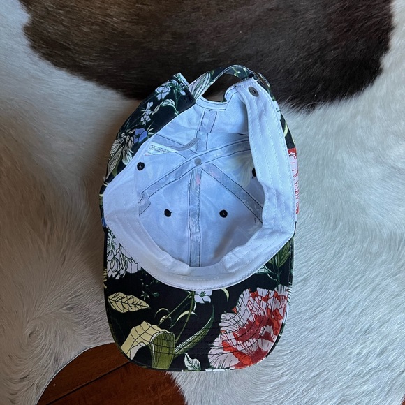 Floral baseball cap - Picture 2 of 2
